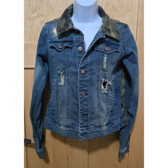 Ralph Jones Distressed Denim & Camo Jacket With Button Closure - Picture 2 of 7